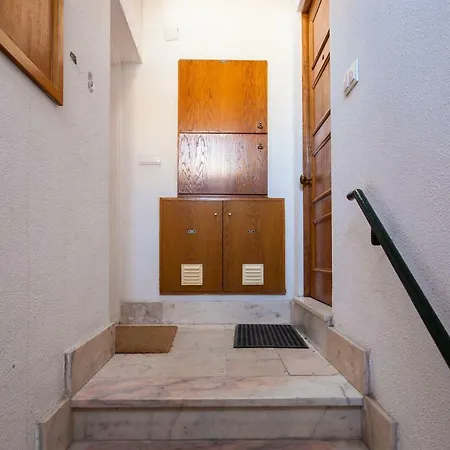 Castelo Duplex By Altido Daire Lisboa